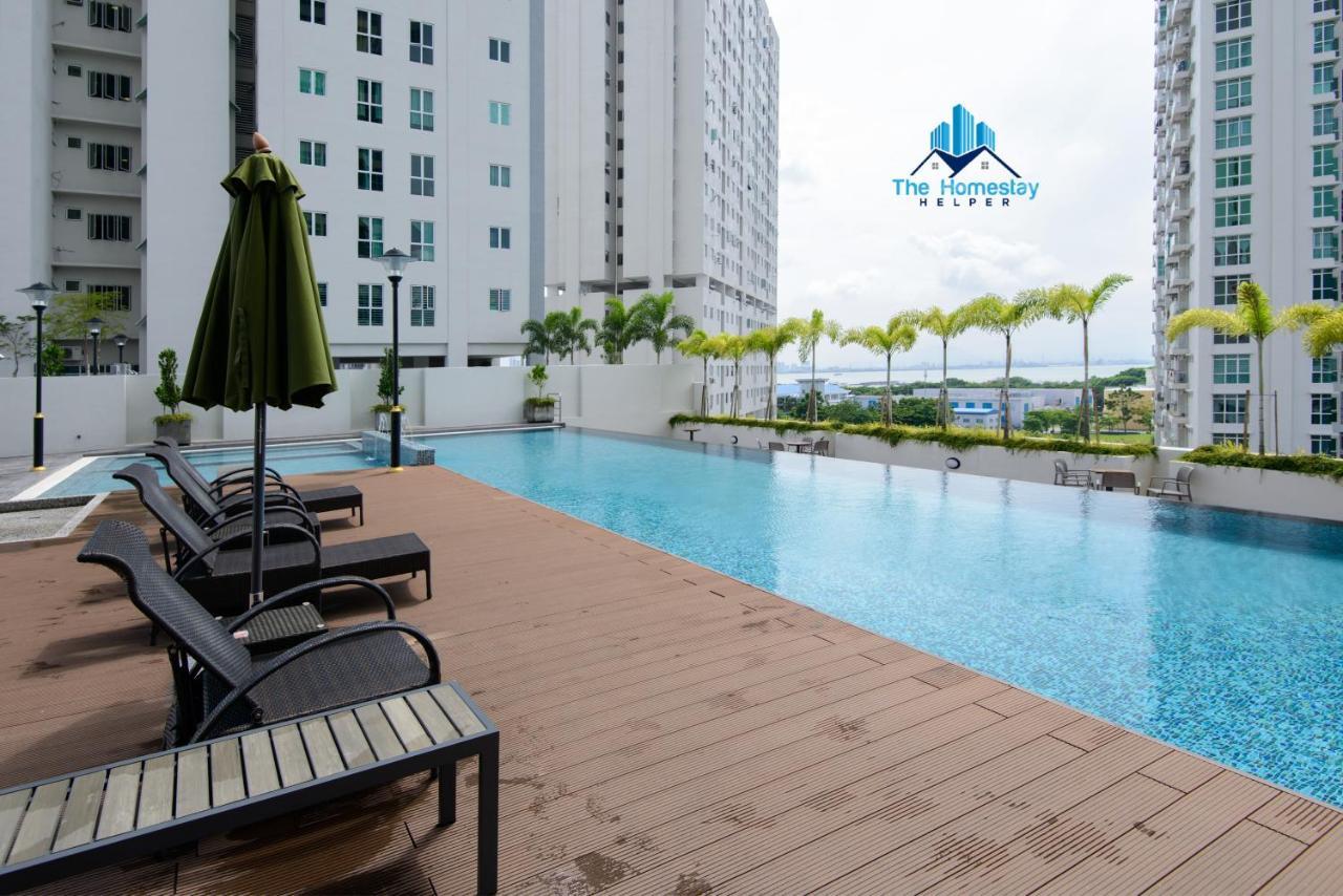Straits Garden Suites By The Homestay Helper جورج تاون المظهر الخارجي الصورة