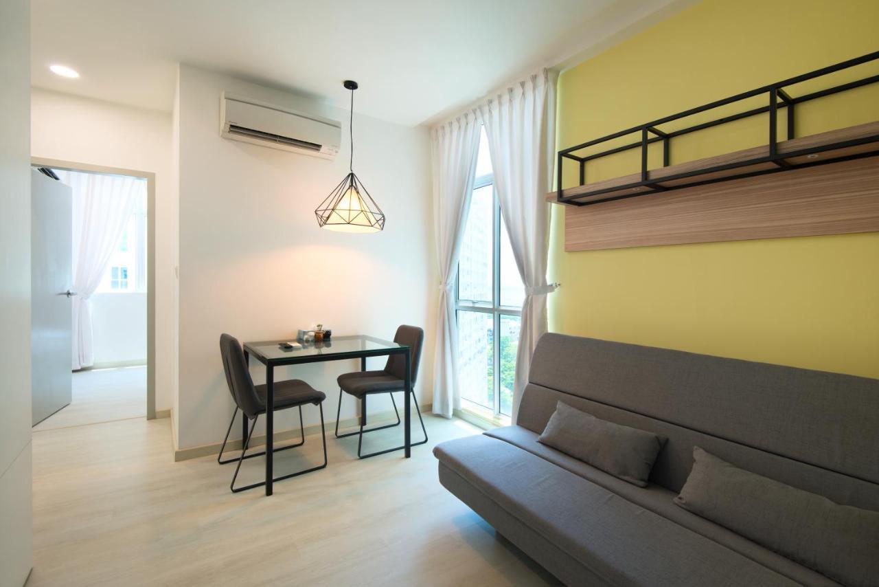 Straits Garden Suites By The Homestay Helper جورج تاون المظهر الخارجي الصورة