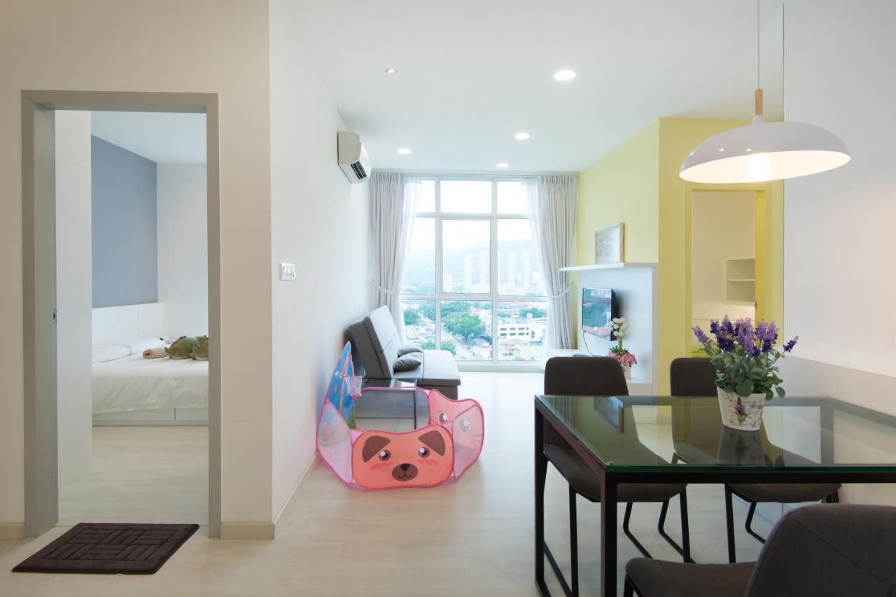 Straits Garden Suites By The Homestay Helper جورج تاون المظهر الخارجي الصورة