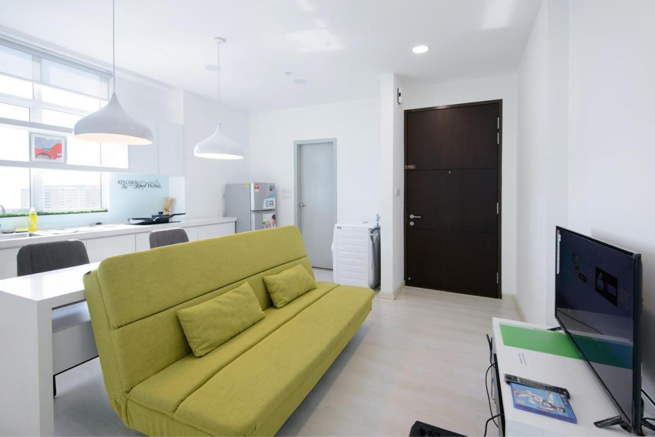 Straits Garden Suites By The Homestay Helper جورج تاون المظهر الخارجي الصورة